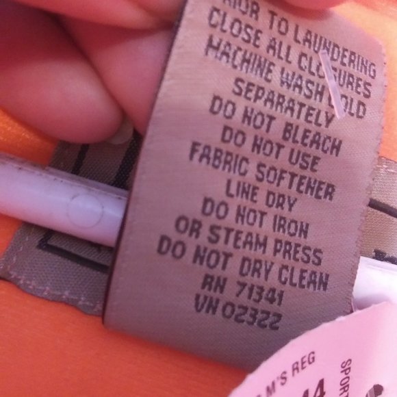 NWT LL Bean Hunter Orange hooded coat size Large FLAWED - Picture 4 of 16